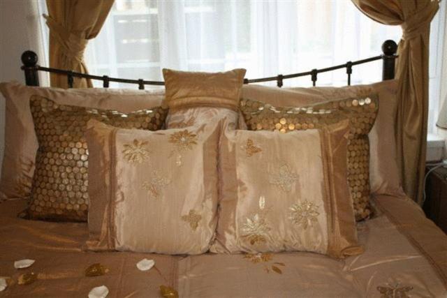 Robertsbridge Retreat At Cornhill Self Catering Apartments Rom bilde